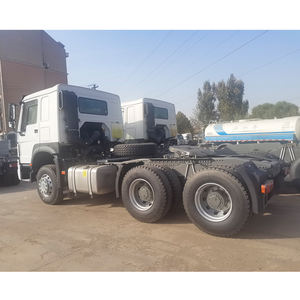 Nuovo Stock trattore camion testa Sinotruck Howo Sitrak C7H 6*4 40 tonnellate rimorchi per camion in vendita - Product Image 5