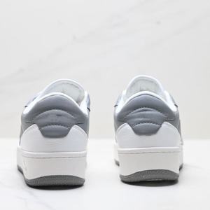 รองเท้าเดินสไตล์ลำลองคุณภาพสูง ดีไซน์หรูหรา สวมใส่สบาย เหมาะสำหรับกิจกรรมกลางแจ้ง รองรับการปรับแต่ง - Product Image 4