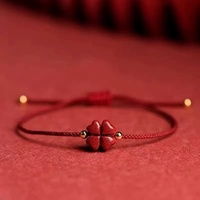 Bracelet ajustable trèfle à quatre feuilles porte-bonheur en cinabre, bijou délicat et tendance pour le Nouvel An lunaire