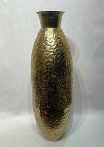 Jarrón de suelo Gilded Bloom, celebración de la elegancia atemporal, con patrones florales en relieve, precio al por mayor - Product Image 6