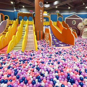 Structure de jeu intérieure commerciale pour enfants, avec toboggan en plastique et piscine à balles, prix direct usine, vente en gros - Product Image 2