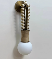 Applique murale LED moderne en laiton E26 220V, design de luxe pour la décoration intérieure d'hôtel, chambre et couloir