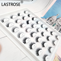Vente en gros de faux cils 3D de luxe en vison de marque privée 15mm Faux cils russes incurvés Modèle de boîte à cils végétaliens avec style naturel