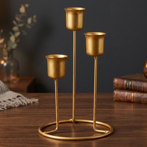 Candelabros de Hierro de 3 Brazos para Velas Cónicas, Latón y Cobre Repujados, Hechos a Mano, Duraderos, Decoración para el Hogar, Artículo de Regalo para el Día de San Valentín - Product Image 1