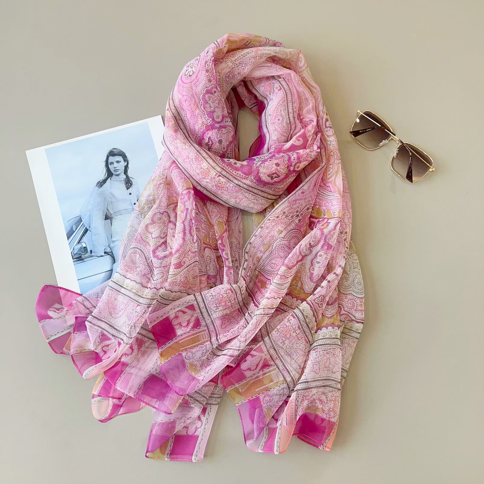Nouveau rose fleur de cajou