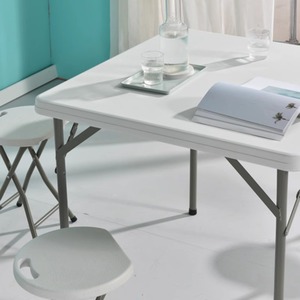 Intrattenimento portatile all'aperto scacchi e carta tavolo quadrato semplice casa di plastica tavolo quadrato portatile Picnic tavolo pieghevole - Product Image 4