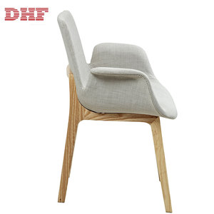Caliente vender PP asiento <span class=keywords><strong>de</strong></span> madera <span class=keywords><strong>de</strong></span> <span class=keywords><strong>haya</strong></span> piernas esponja tapicería blanco sillas <span class=keywords><strong>de</strong></span> madera - Product Image 4