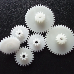 Chất Lượng Cao Pom Trinh Nữ Hạt Nhựa Màu Sắc Khác Nhau Ống Nước Và Giày Nguyên Liệu Đúc Lớp Pom - Product Image 5