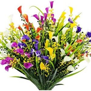 Bouquet de lys artificiels Yuzhiyuan 35cm, arrangement floral en plastique pour la décoration de la maison et des mariages - Product Image 1