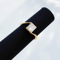 Anelli di fidanzamento da donna con diamante da laboratorio HPHT in oro giallo 18K, taglio Princess, gambo dritto, semplici e versatili, Vows Simple Versatile.