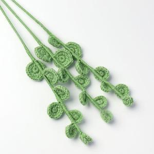 Nouvel arrivage de branches de feuilles d'eucalyptus au crochet à 7 têtes vertes créatives vente en gros de plantes tricotées en laine ornement quotidien pour cadeaux - Product Image 3