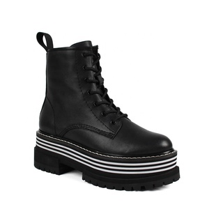 Commercio all'ingrosso Su Ordinazione Delle Donne <span class=keywords><strong>Stivaletti</strong></span> Piattaforma di Moda di Lusso DELL'UNITÀ di elaborazione Fibbia Anteriore Studded Quilted Stivali Da Combattimento Caviglia Scarpe - Product Image 1