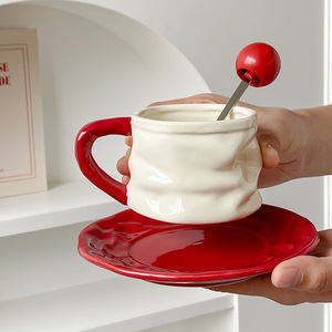 Ensemble de tasses à café en céramique froissée avec soucoupe et anse assorties, pour une décoration intérieure moderne et minimaliste et des cadeaux créatifs - Product Image 4