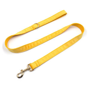 Çinko alaşı<span class=keywords><strong>m</strong></span> d-ring toka ile moda kadife kedi köpek tasma yumuşak rahat ayarlanabilir Pet halat tasma - Product Image 1