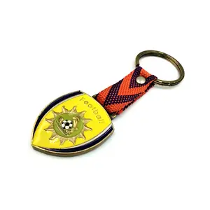 공장 도매 노란색 방패 키 링 사용자 정의 로고와 간단한 키 체인
