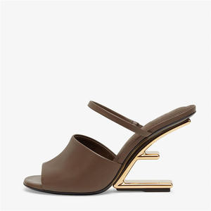 ขนมิงค์เปิดกลางแจ้งขนาดใหญ่สำหรับผู้หญิง2025 - Product Image 1