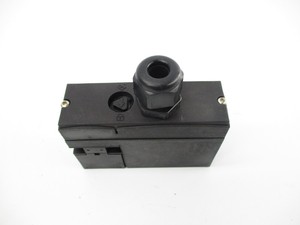 SCHMERSAL AZM170-11ZRKA 24VAC/DC Utilisé - Product Image 2