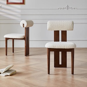 Juego de 4 Sillas de Comedor Modernas de Madera Maciza al por Mayor con Diseño Francés/Nórdico para Comedores de Hotel - Product Image 2