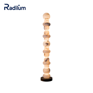 Lampadaire pagode sculpturale de luxe luminaire debout <span class=keywords><strong>colonne</strong></span> d'<span class=keywords><strong>albâtre</strong></span> empilée pour décor intérieur d'hôtel de salon moderne - Product Image 1