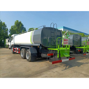 Camion pulvérisateur diesel multifonctionnel LHD avec pompe automatique et canon à brouillard télécommandé pour le contrôle de la pollution atmosphérique des parcs industriels - Product Image 6