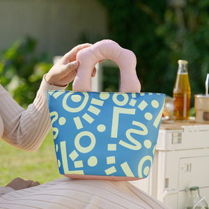 Sac à lunch isotherme Hy-0217 Graffiti pour le bureau et l'école avec design en feuille d'aluminium épaissie - Product Image 3