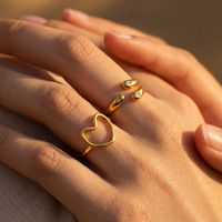 Anlauffreier Edelstahl-Strass-Öffnungsring, 18k Vergoldeter Schleifenknoten-Herzring für Damen, Geschenk