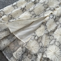 Robe longue décontractée pour femme, élégante, brodée de fleurs, coupe trapèze, col montant, manches courtes bouffantes, ceinturée, pour le quotidien