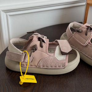 Sandales coréennes pour enfants à semelle souple en EVA, nouvelle collection été 2025, avec fermeture Velcro, chaussures <span class=keywords><strong>de</strong></span> plage anti-chocs pour bébés garçons et filles - Product Image 5