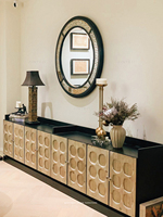 Armoire de salon minimaliste en pin récupéré à quatre portes sculptées de style nordique vintage Buffet en bois