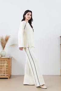 Ensemble 2 pièces pour femmes musulmanes modestes <span class=keywords><strong>tunique</strong></span> à manches cloche et pantalon ample personnalisable - Product Image 4