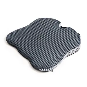 Coussin de siège en mousse à mémoire de forme orthopédique personnalisé Triangle Coccyx Chaise de bureau Gaming Cushion-QFC047 de siège de conduite de voiture