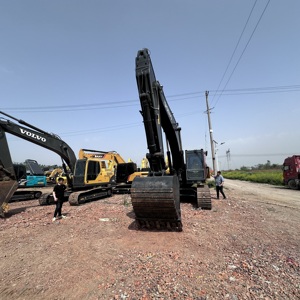 Excavadora usada Volvo EC290BLC, equipo pesado de 29 toneladas con caja de cambios de motor, modelo a la venta de 2017 - Product Image 3