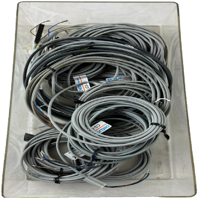 New and Original Proximity Sensor Cable Lot CS-9D Magnetic Switch Working Industrial Stock in Warehouse PLC Programming Controll