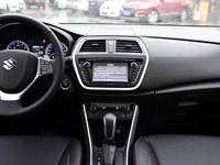 Японский внедорожник Suzuki S-Cross: интеллектуальный полный привод, экономичный, надежный, создан для поездок в любых условиях.