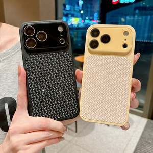 Coque de téléphone portable en verre pour appareil photo, motif ondulations scintillantes, pour iPhone 17 16 15 Pro Max, avec cadre brillant et protection d'objectif - Product Image 1