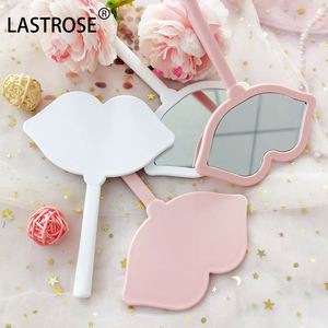 Espejo de Maquillaje al por Mayor, Espejo con Forma de Beso y Asa, Personaliza tu Logotipo, Espejo con Forma de Labios para Aplicar Cosméticos - Product Image 6