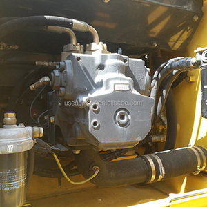 Komatsu รถตักดินไฮดรอลิคตีนตะขาบ PC200 - Product Image 5