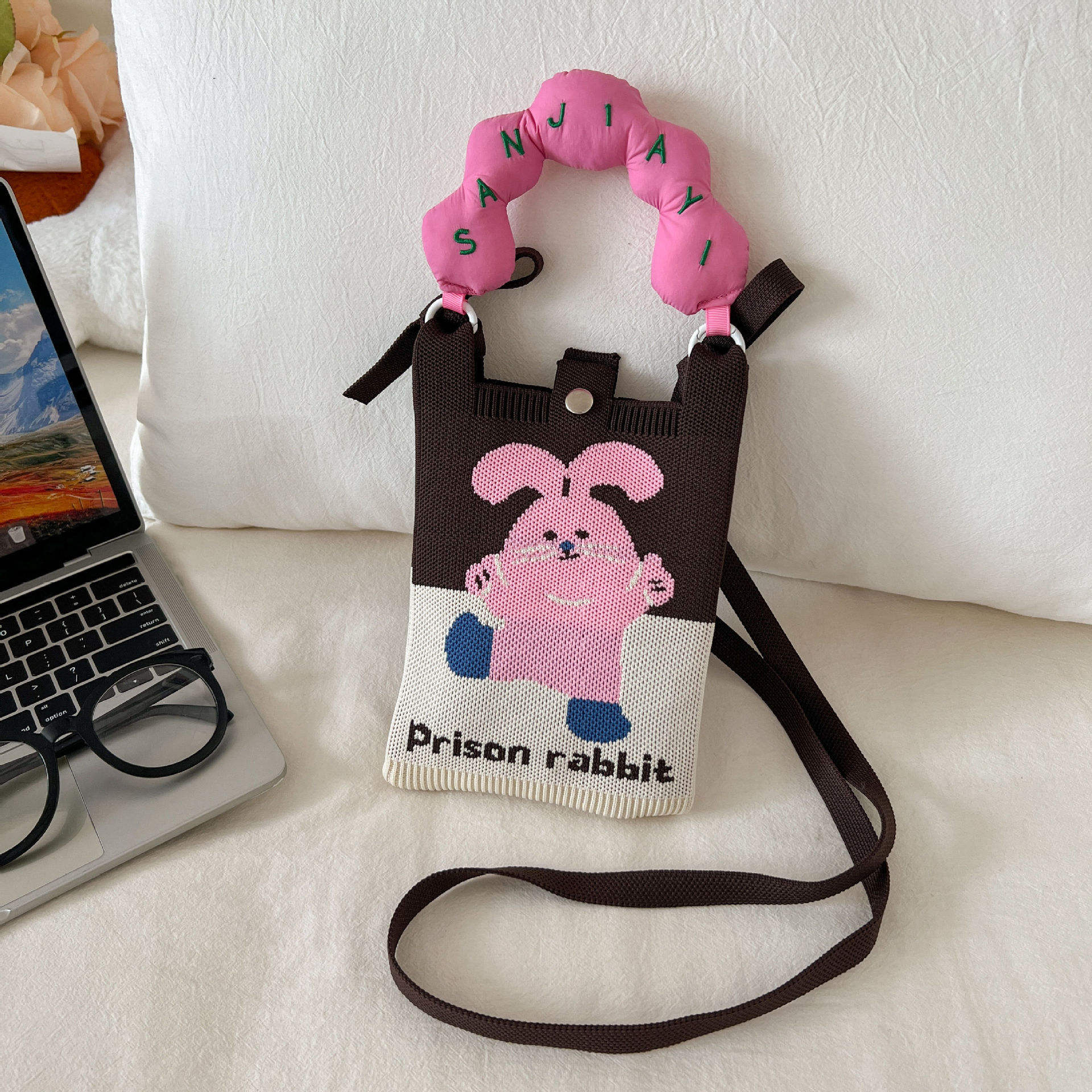 กระต่ายสีชมพู