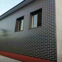 Panneau mural extérieur en métal sculpté, panneau sandwich isolé, imperméable et ignifuge pour villa, façade d'atelier et entrepôt