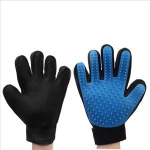 Efficiente guanto con Design a cinque dita delicato Deshedding per Pet toelettatura per cani e gatti in pelliccia lunga e corta in plastica - Product Image 6