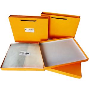 Bas quantité minimale de commande <span class=keywords><strong>pas</strong></span> <span class=keywords><strong>cher</strong></span> jaune <span class=keywords><strong>mouchoir</strong></span> foulard en soie boîte d'emballage pour sous-vêtements vêtements cahier souvenir - Product Image 1