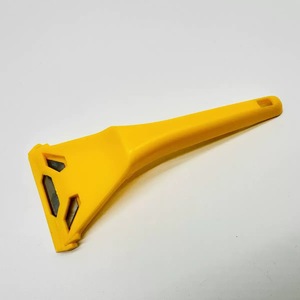 Plastic <b>Squeegee</b> Cleaning Knife 18 In For Floor Durable ABS Material - Product Image 3