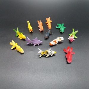 ของเล่นปลาทองพลาสติก PVC ยี่ห้อ JO รูปทรงสมจริง ของเล่นปลาทอง 3 มิติ ลดราคา - Product Image 2