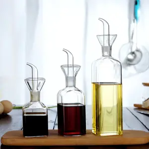 Glass Oil And Vinegar Cruet, Olive Oil Dispenser with Drip Free Spout