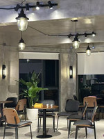 Ensemble table et chaises de café, style occidental, pour restaurant, bar, salle à manger, chaises en PU rembourrées, style vintage rétro, personnalisable, en bois