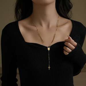 Collier Pendentif <span class=keywords><strong>Croix</strong></span> de Saint Judas Plaqué Or 18 Carats, Chapelet Tendance en Perles d'Acier Inoxydable, Bijou Mode pour Femmes et Hommes - Product Image 3