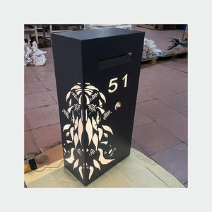 Boîte aux lettres décorative d'extérieur avec LED - Parfaite pour l'allée et l'attrait du trottoir - Product Image 1