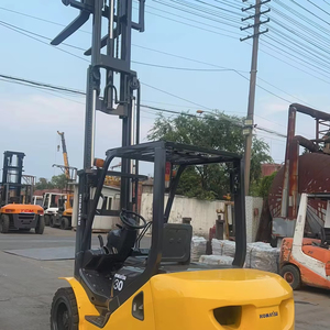 <b>Used</b> Komatsu 3 Ton FD30 Diesel Forklift Two Stage Mast with Excellent Working Condition Competitive Price for Sale China - Product Image 1