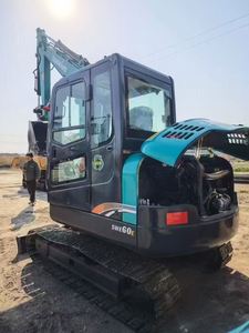 SUNWARD SWE60 <b>Mini</b> Excavator with 6 Ton Capacity Crawler-type Engine Gearbox Pump & Bearing-Original Core Components for Sale - Product Image 3