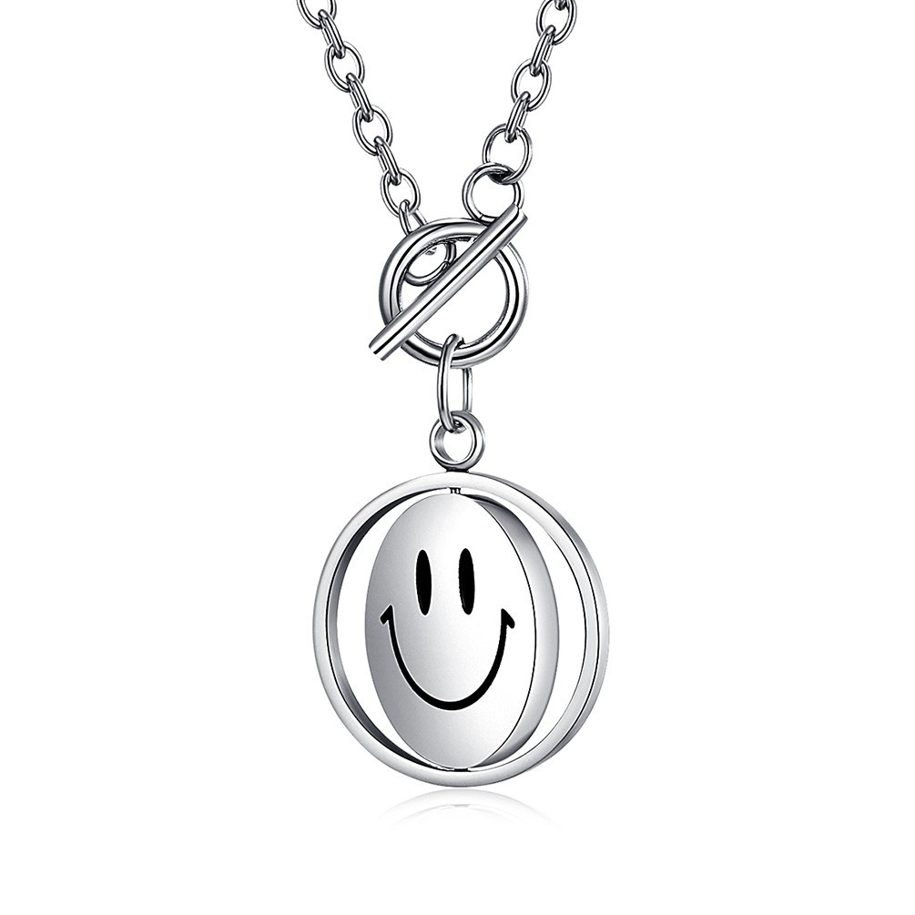 Main image of pendant and chain
